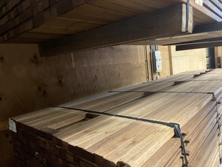 Ca. 141x Guyana Teak Latten Geschaafd, 27x40mm, lengte 305cm